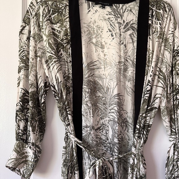 Sanctuary Green Botanical Leaf Kimono Robe/ Beach Cover up - One Size - Picture 3 of 9